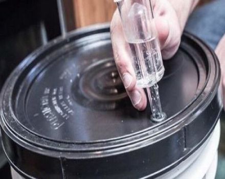 Instructions pour fabriquer votre propre joint d'eau pour le vin à la maison