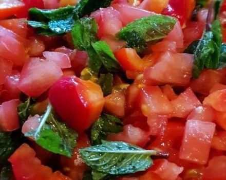 Recettes étape par étape pour mariner les tomates à la menthe pour l'hiver