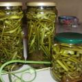 TOP 10 des recettes de flèches à l'ail mariné pour l'hiver, avec et sans stérilisation à la maison