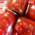 TOP 10 des recettes de tomates les plus délicieuses dans du jus de tomate pour l'hiver