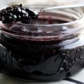 Une recette simple pour préparer les cassis pour l'hiver sans sucre dans leur propre jus