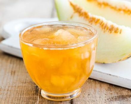 Recettes simples pour mettre en conserve des melons comme l'ananas dans des bocaux pour l'hiver