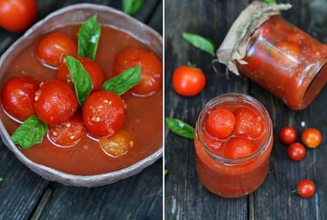 Kirschtomaten in ihrem eigenen Saft in einer Schüssel