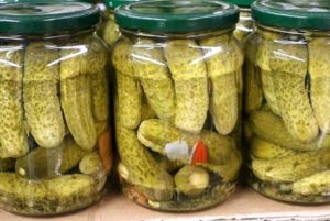 Rezept zum Beizen von Babygurken mit Zitronensäure