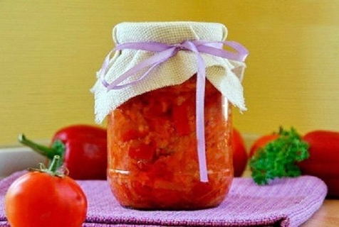 lecho avec du riz dans un bocal