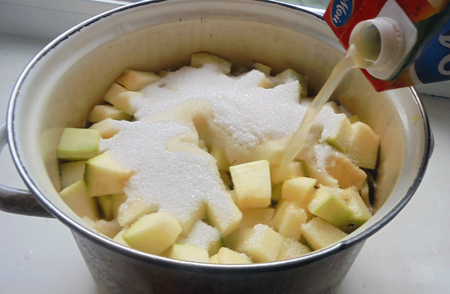 courgettes dans une casserole