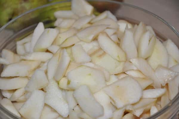 Ist es möglich, Birnen für den Winter im Gefrierschrank einzufrieren und wie man es richtig macht?