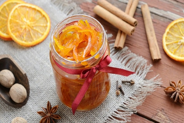 fruits confits prêts à l'emploi