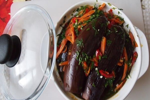 ail dans une casserole