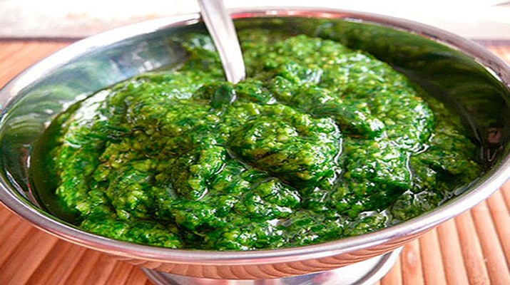 Knoblauchpfeil Paste