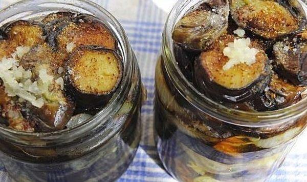 Aubergine mit Knoblauch