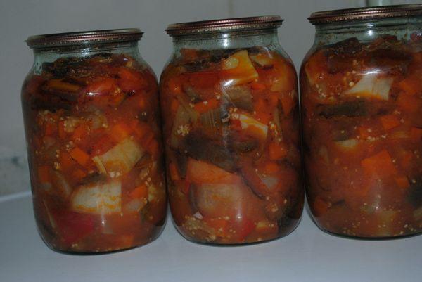 Aubergine à la sauce tomate à la coriandre