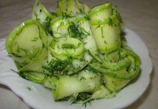 salting zucchini