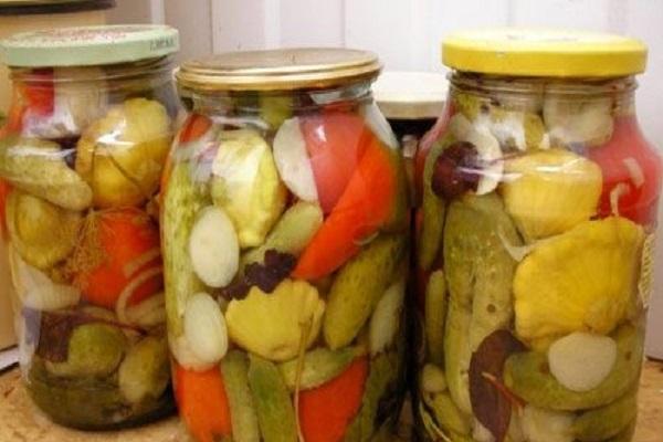 Tomaten in Schichten