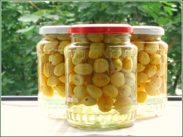 in süßen Sirup einlegen