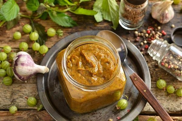 von Tkemali erhalten