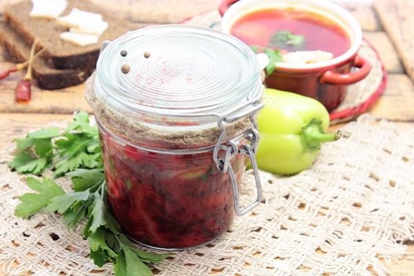 Pfeffer mit Petersilie