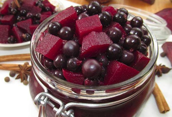 beets with currants