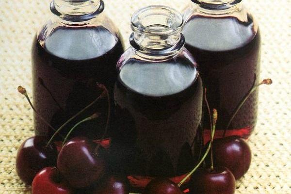 Sirup in einer Schüssel