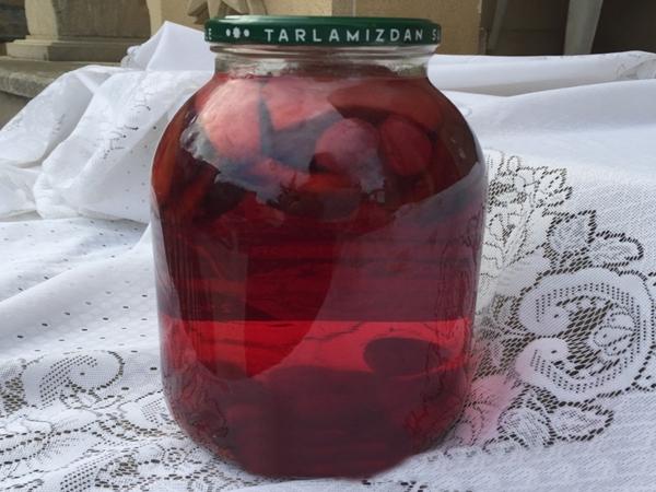 Granatapfelkompott zu Hause